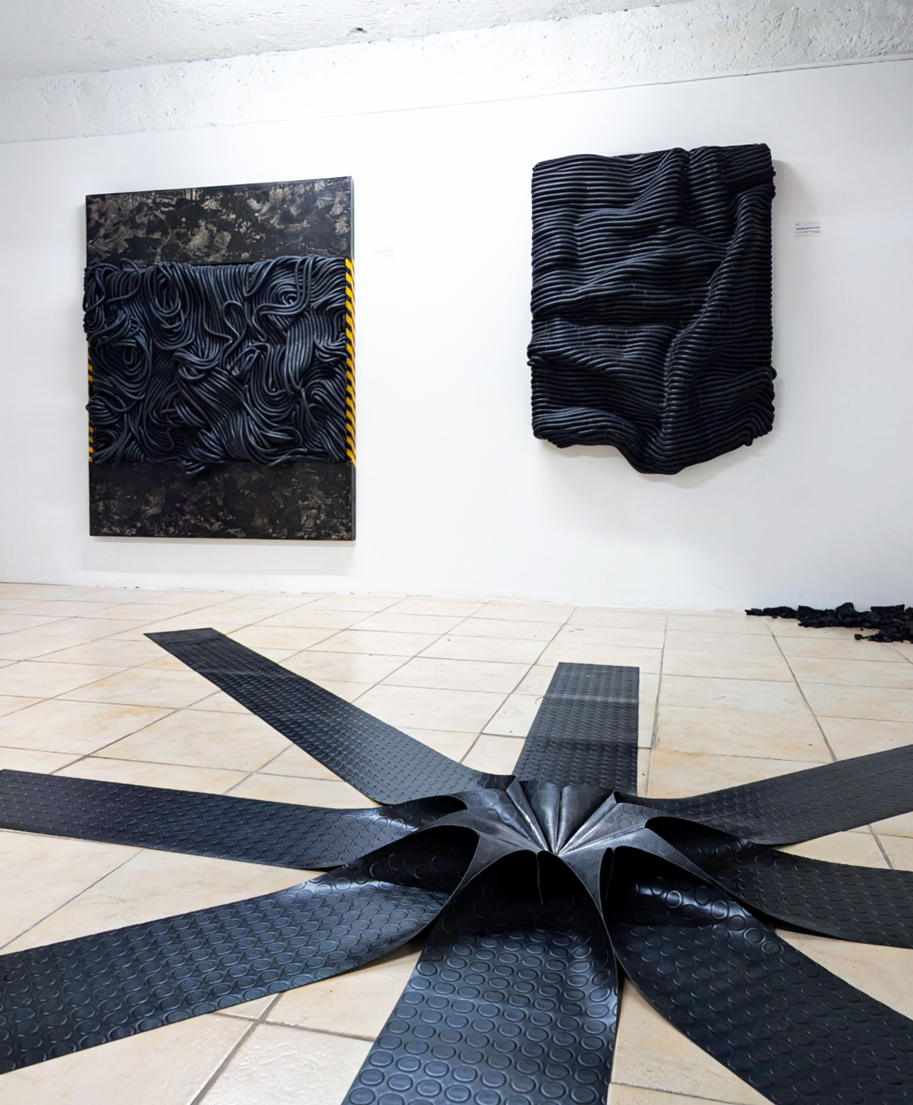 Entra il Vuoto, veduta di installazione 1